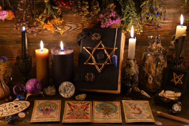 Tarot & Intuitive Readings